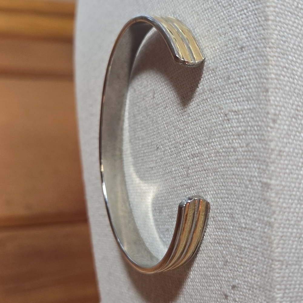Magnetic Two-Tone Cuff Bracelet - Picture 3 of 5